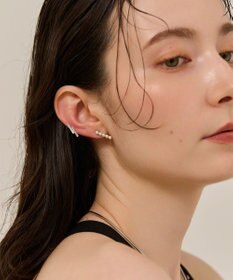 Phoebe 〈金属アレルギー対応〉ラインパールイヤリング　シルバー/ニッケルフリー