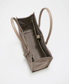 TOPKAPI 【Breath TOPKAPI】PRIM プリム ナイロン スクエア トートバッグ チャーム付き　A4 / 軽量