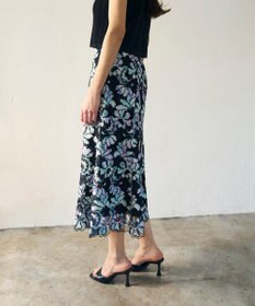 GRACE CONTINENTAL フラワー刺繍プリントスカート