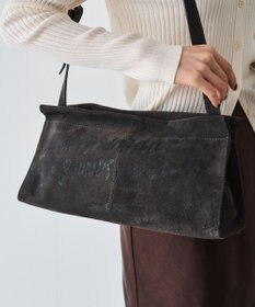 ラシット（russet）/ステンシルデザインスエード横長ショルダーバッグ(CE−1640) ステンシルデザインスエード横長ショルダーバッグ(CE-1640) / russet