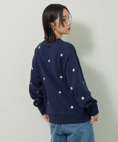 Green Parks ・ｓｗｉｎｇ　ｂｙ　デイジー刺繍スウェット