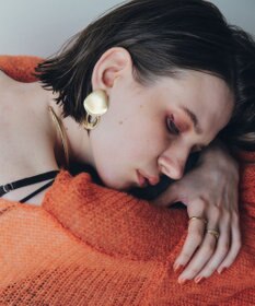 YECCA VECCA メタルプレートスイングピアス