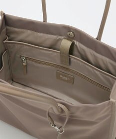 TOPKAPI 【Breath TOPKAPI】PRIM プリム ナイロン スクエア トートバッグ チャーム付き　A4 / 軽量