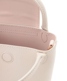 TOCCA 【八木アリサさん着用】PETAL SILHOUETTE LEATHER POCHETTE ポシェット