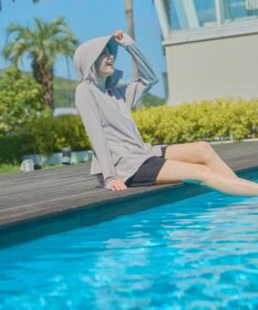 OP／FILA 【Ocean Pacific】フェイスガード付き バックフリル ラッシュガードパーカー