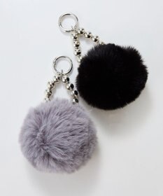 Phoebe メタルボールファーバッグチャーム　ブラック