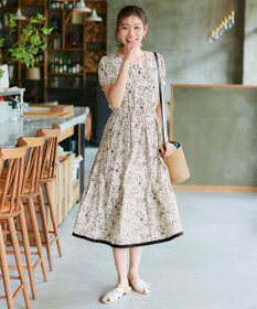 Tiaclasse 【袖が選べる・洗える】配色モノクロ花柄ワンピース