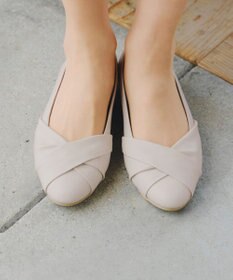 Tiaclasse 【安田美沙子さん/小倉優子さん着用】捻りデザインパンプス