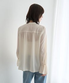 YECCA VECCA フリルデザインブラウス