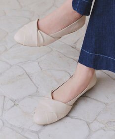 Tiaclasse 【安田美沙子さん/小倉優子さん着用】捻りデザインパンプス