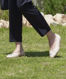 Tiaclasse 【安田美沙子さん/小倉優子さん着用】捻りデザインパンプス