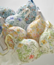 une nana cool MADE WITH LIBERTY FABRIC さあわたし レース 脇高ブラジャー