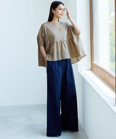 自由区 【WEB&一部店舗限定・サラリ触感】コットンサッカープリント ブラウス