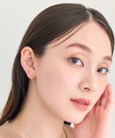 Phoebe 【痛くないシリーズ/金属アレルギー対応】ミニマルストレートフープライトフィットイヤリング　ゴールド