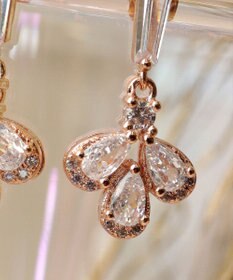 Tiaclasse 【金属アレルギー対応】three drop ピアス