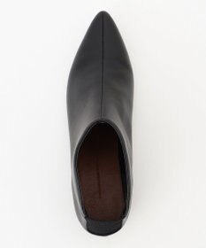 23区 ポインテッドトゥ ブーティー