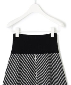 ICB ミルドウール ストライプ柄ニットスカート