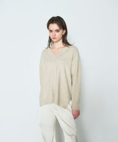 GRACE CONTINENTAL ラメVネックニットトップ