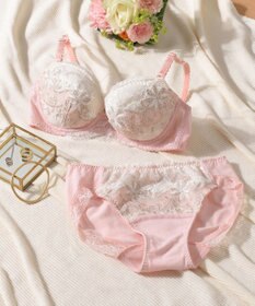 Wing 【スキマフィットブラ】　すきまを埋めてボリュームアップ　ふわふわもちもち触感　ウイング／ワコール　KB2362