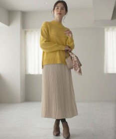 組曲 【WEB限定カラーあり】透かし編みバルキーハイネックニット