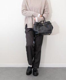 INTER-CHAUSSURES 【CHRISTIAN VILLA】シュリンクレザーハンドバッグ