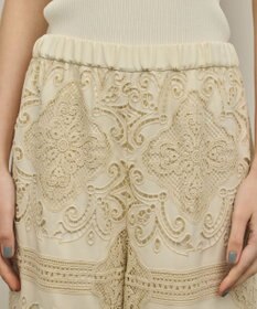 GRACE CONTINENTAL パネル刺繍パンツ