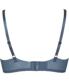 Wing 【エアリーソフトブラ】　ふんわりエアリーな着用感　脇から背中すっきり　ウイング／ワコール　KB2202