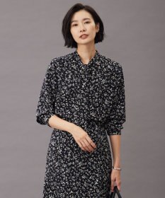 J.PRESS LADIES L 【洗える】ピーチサテン フラワープリント ボウタイ ブラウス