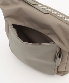 Y'SACCS リサイクルナイロン×カウレザー ラップポシェット