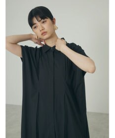 Green Parks ａ．タックプリーツシャツワンピース
