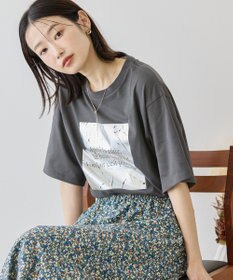 AMERICAN HOLIC ボックスロゴ箔プリントＴシャツ