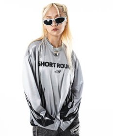 WEGO 【ユニセックス着用ITEM】ファイヤーパターンゲームロゴT（長袖）