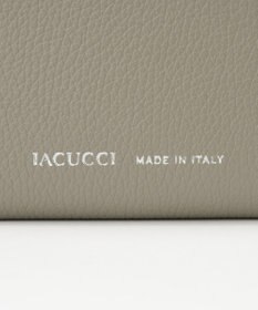 IACUCCI アバ ハーフウォレット CERVO