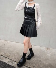 WEGO ヴィンテージライクFレザープリーツスカパン