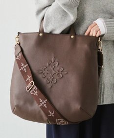 russet エンボスモノグラム ソフトレザー 2WAYトートバッグ(CE-1611)