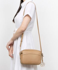 CLATHAS アマンド ショルダーバッグ