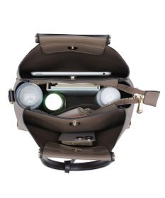 style code 【MERCURYDUO/マーキュリーデュオ】両アオリポケット　ハンドバッグ　キーリングチャーム付き