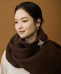 自由区 【カタログ掲載】ビジューカーブ ブローチ ゴールド