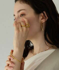 Phoebe 〈金属アレルギー対応〉2wayパームカフバングル　ゴールド　ステンレス