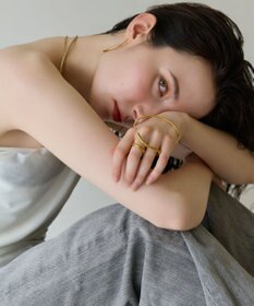 Phoebe 〈金属アレルギー対応〉2wayパームカフバングル　ゴールド　ステンレス
