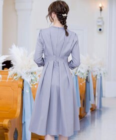 Tiaclasse 【洗える】裾に向かってエレガントに広がる美光沢フレアワンピース