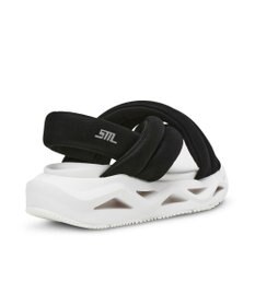 STEVE MADDEN HURDLE 2 クロスクッションスポーツサンダル