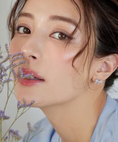 Tiaclasse 【金属アレルギー対応・選べる2タイプ】クリスタルリボンピアス