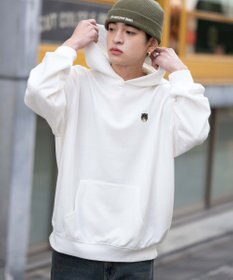 WEGO 【ユニセックス着用ITEM/SMLサイズ展開/裏起毛】ワンポイント刺繍プルパーカー