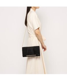 UNBILLION カシュカシュ cachecache / チェーンショルダー付きクラッチバッグ