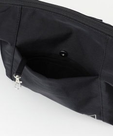 LA BAGAGERIE 【maison vert】 【トラベルにぴったり！】メニーポケットボディショルダーバッグ