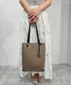 style code 【MERCURYDUO/マーキュリーデュオ】メタルアイレット　縦長トートバッグ 推し活ラージバッグ 縦長ショルダーバッグ