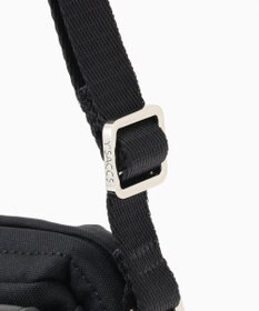 Y'SACCS ベルトスクエアミニマムショルダーバッグ