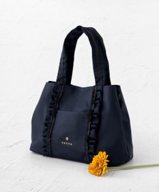 新品　tocca トッカ　FRILL A4 NYLONTOTE トートバッグ トッカ TOCCA 【撥水】FRILL A4 NYLONTOTE トートバッグ
