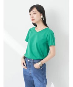 earth music&ecology ＶネックＴシャツ（汗じみ防止）